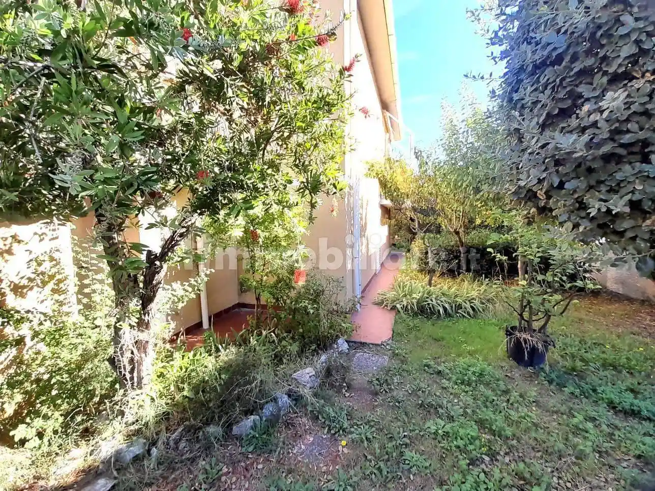 Villa in vendita a Cecina