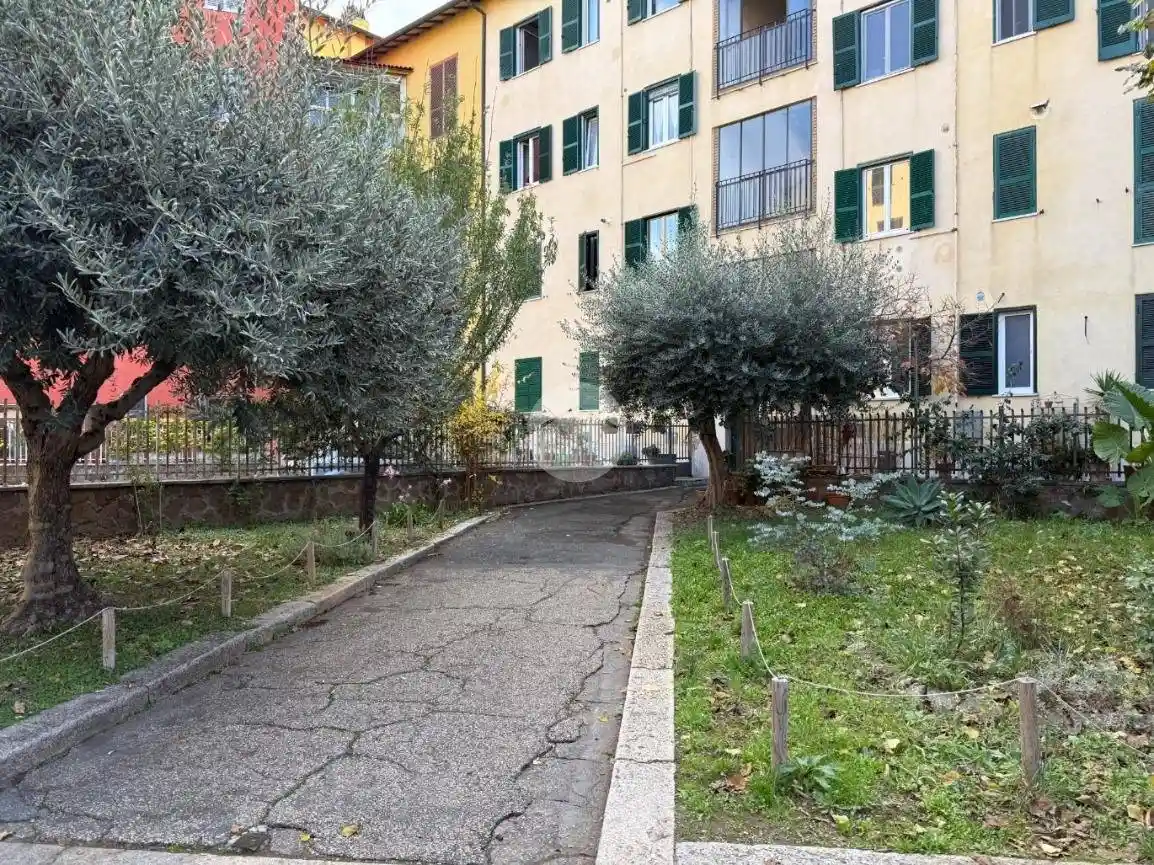 Trilocale via Edoardo Arbib, Casal Bruciato, Roma - foto 4