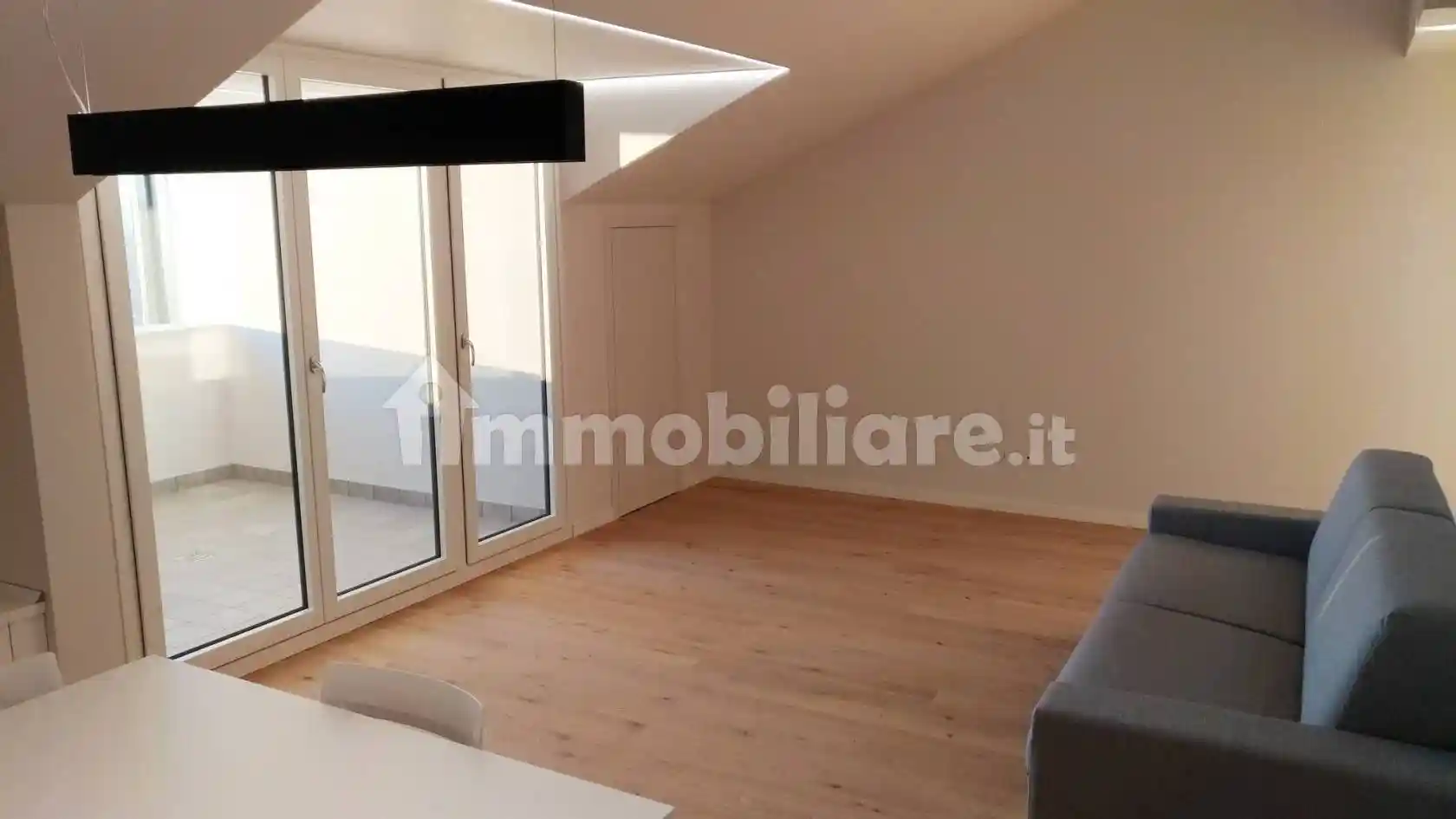 Mansarda ottimo stato, 74 m², Centro, Fossano - foto 2