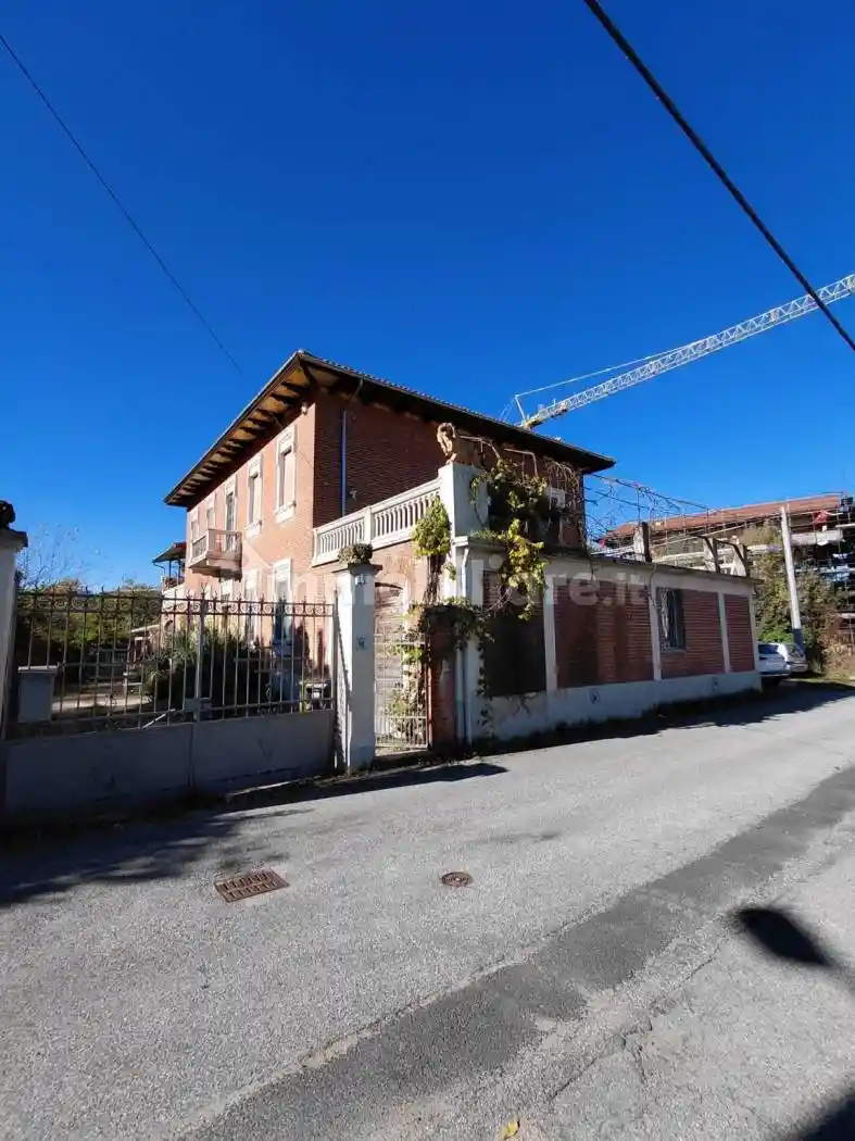 Villa bifamiliare via Umberto Grilli 10, Bellavista, Asti - foto 2