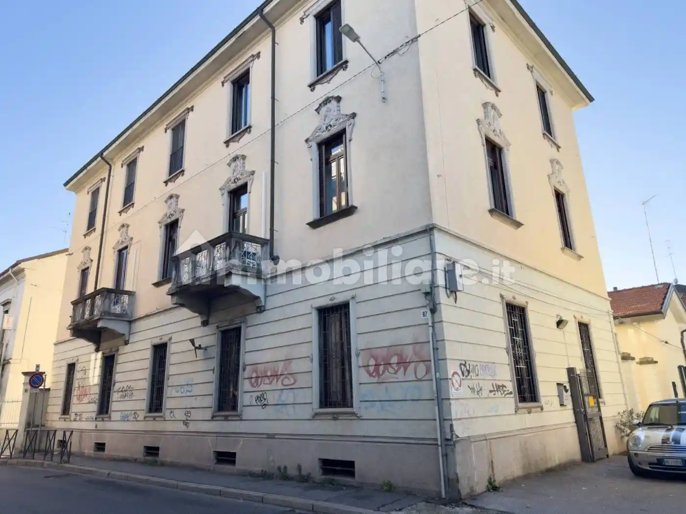 Appartamento in vendita a Monza