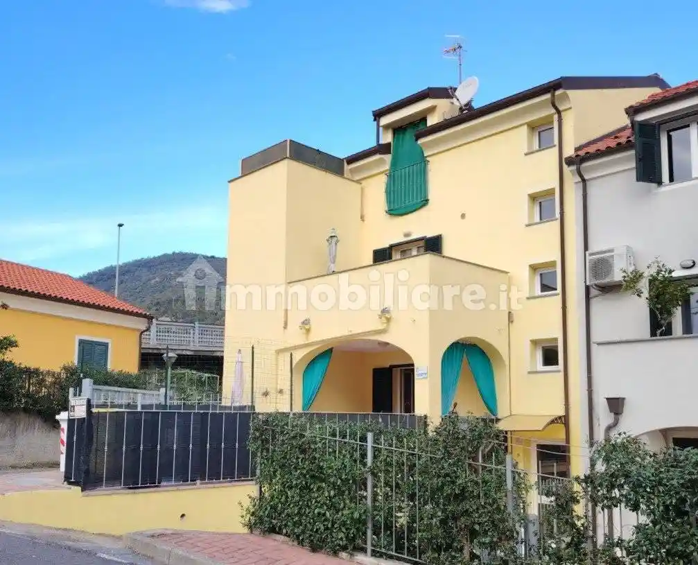 Appartamento in vendita a Pietra Ligure