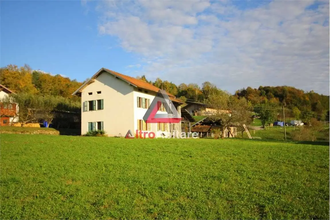 Casa indipendente in vendita a Borgo Valbelluna