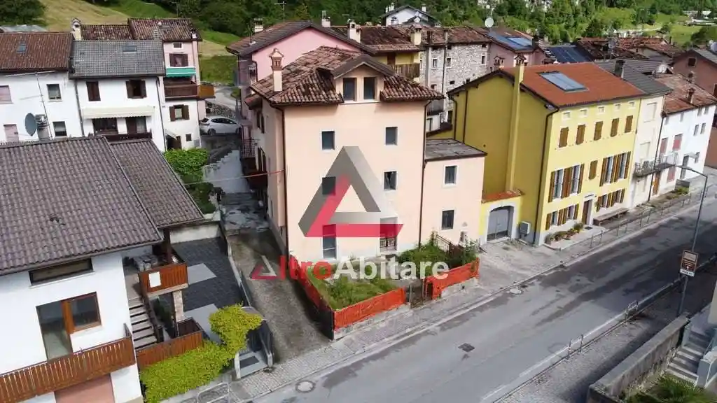 Terratetto unifamiliare 170 m², ottimo stato, Fortogna, Longarone - foto 3