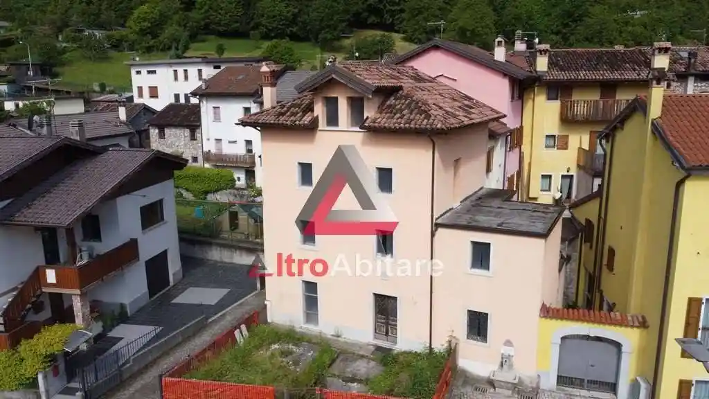 Terratetto unifamiliare 170 m², ottimo stato, Fortogna, Longarone - foto 4