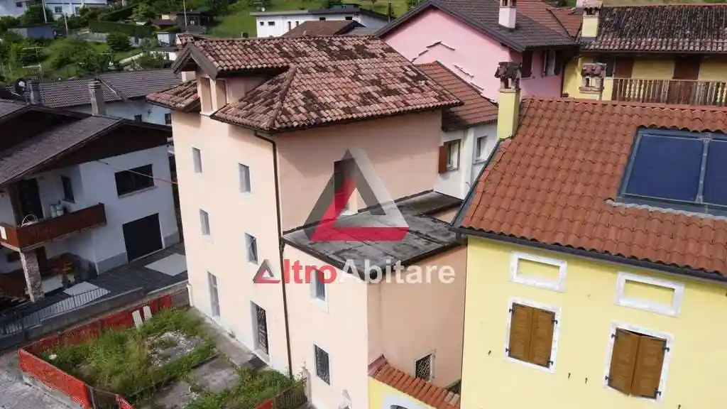 Terratetto unifamiliare 170 m², ottimo stato, Fortogna, Longarone - foto 5