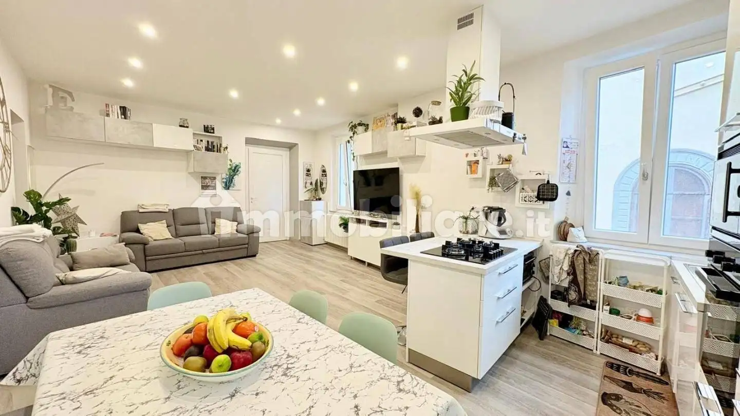 Appartamento in vendita a Lucca