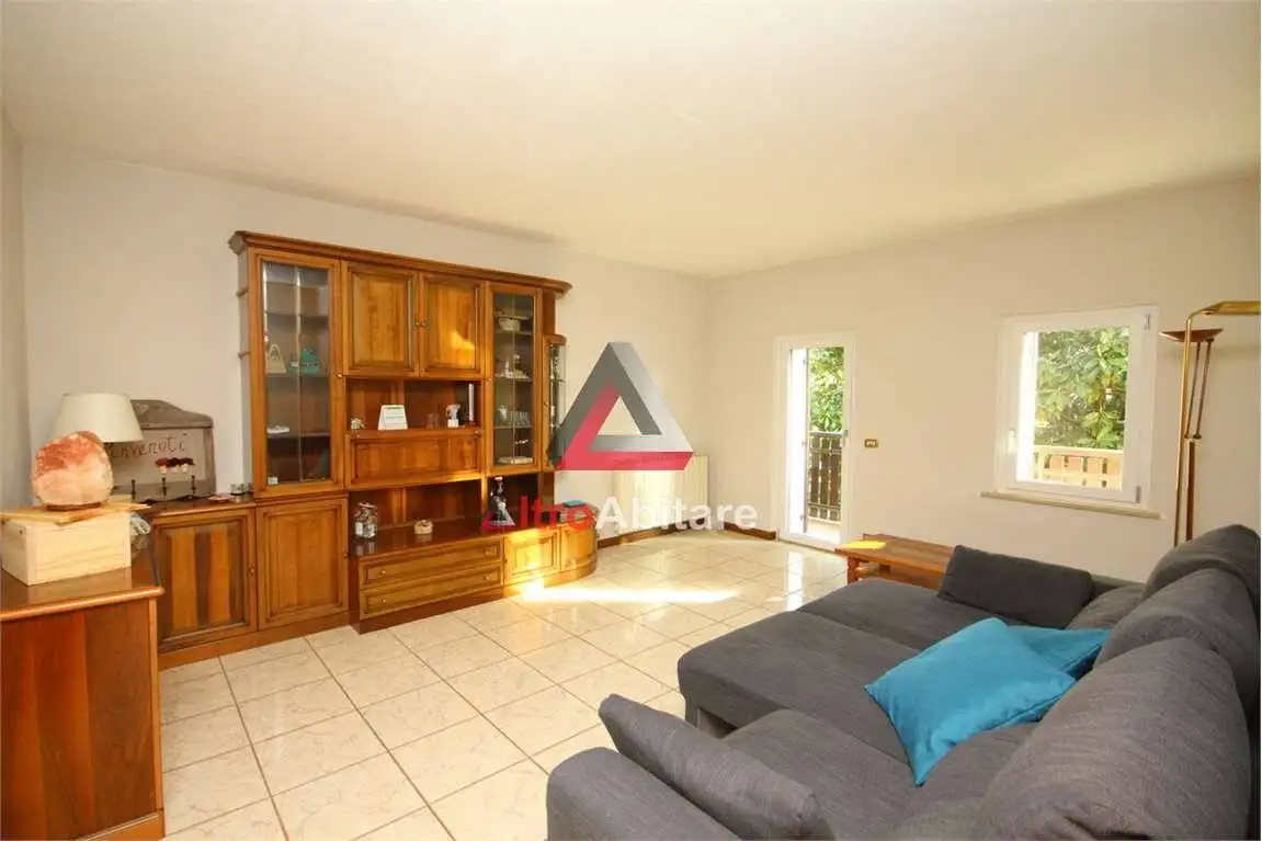 Appartamento via fratelli schiocchet, Sant'antonio Tortal, Borgo Valbelluna - foto 4