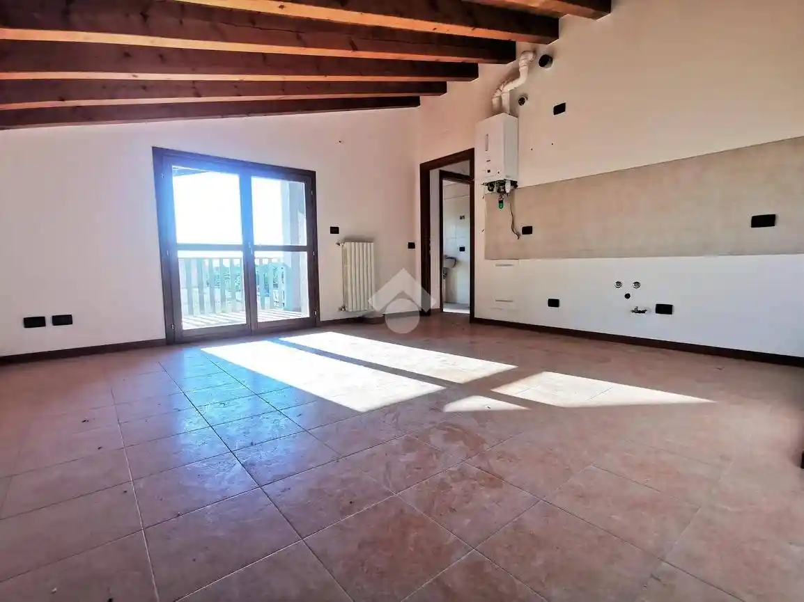 Bilocale buono stato, Bagnolo San Vito - foto 2