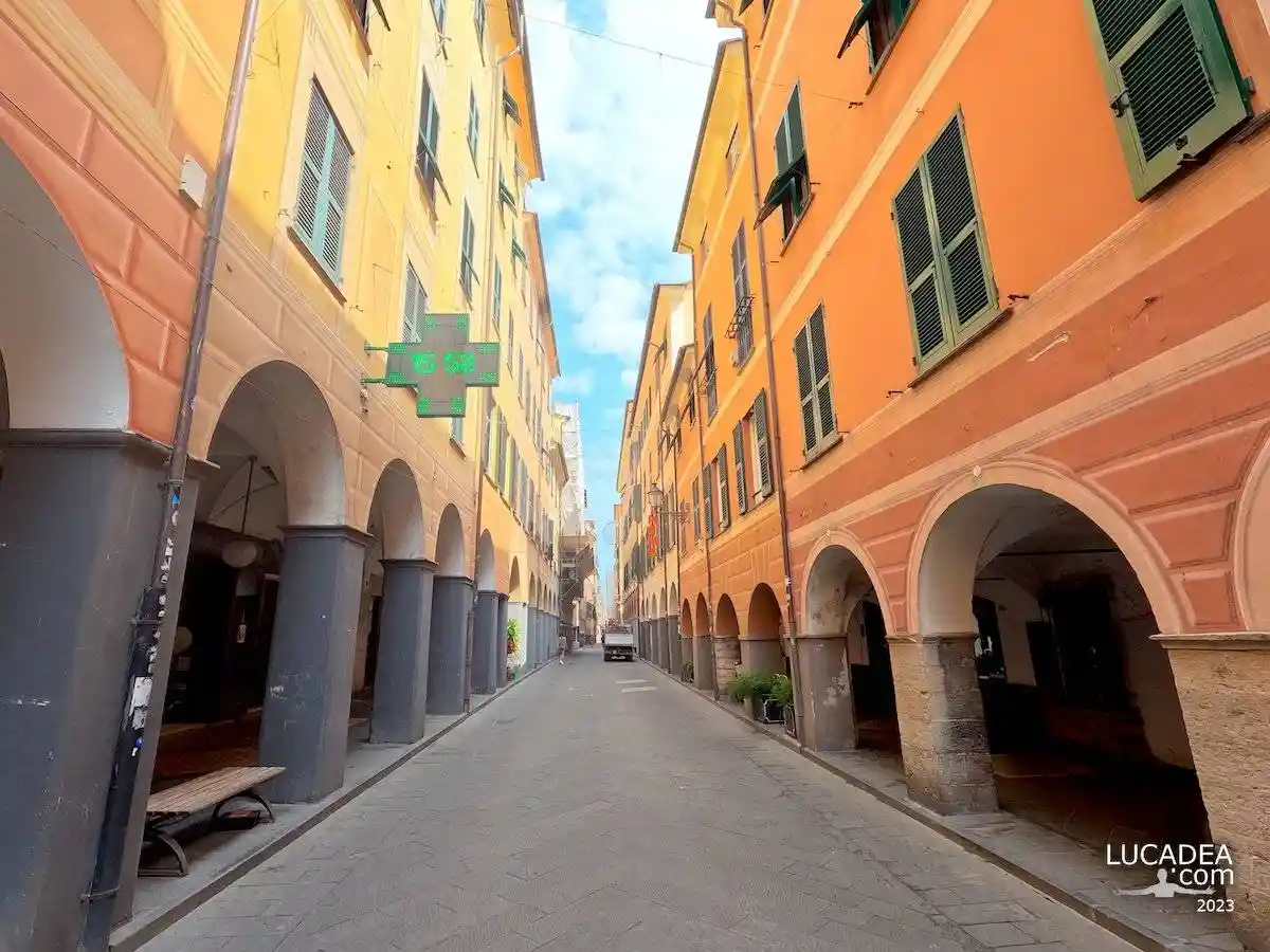 Trilocale via Giuseppe Raggio 42, Centro Storico, Chiavari - foto 3