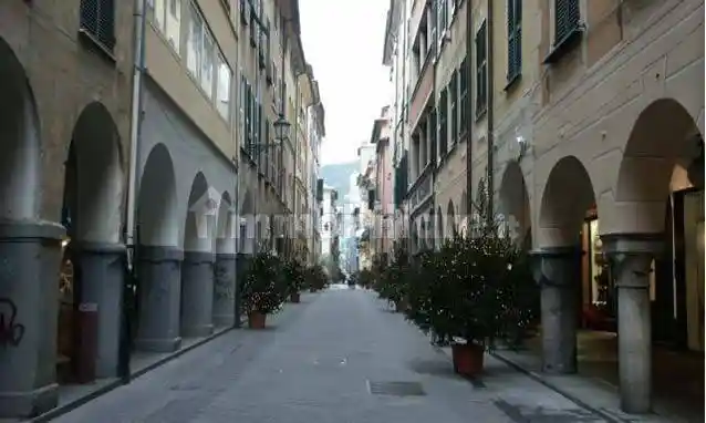 Trilocale via Giuseppe Raggio 42, Centro Storico, Chiavari - foto 4