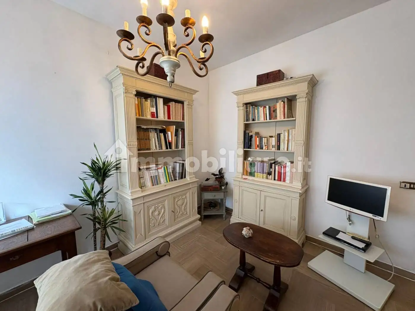 Casa indipendente in vendita a Viareggio