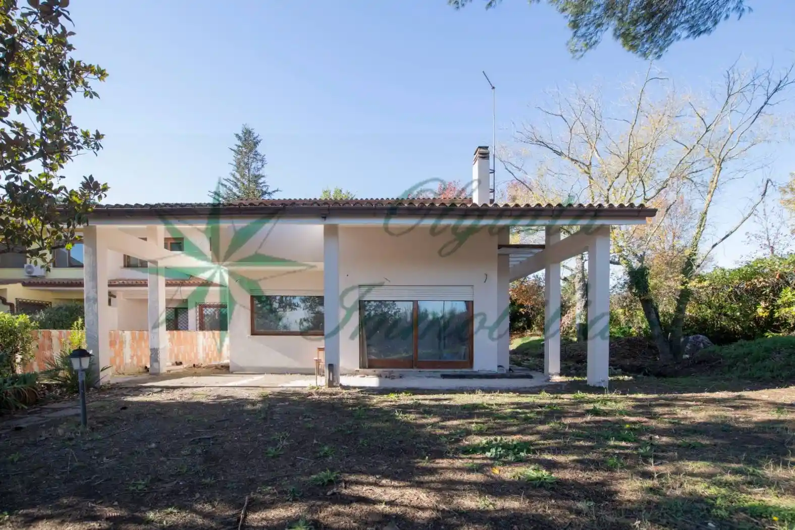 Villa bifamiliare largo dell'Olgiata 15, Olgiata, Roma - foto 2