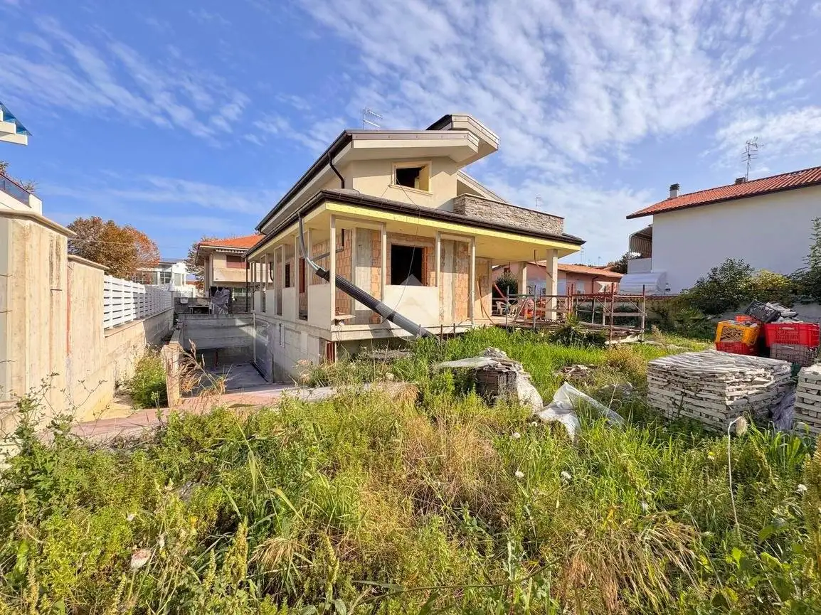 Villa in vendita a Giulianova