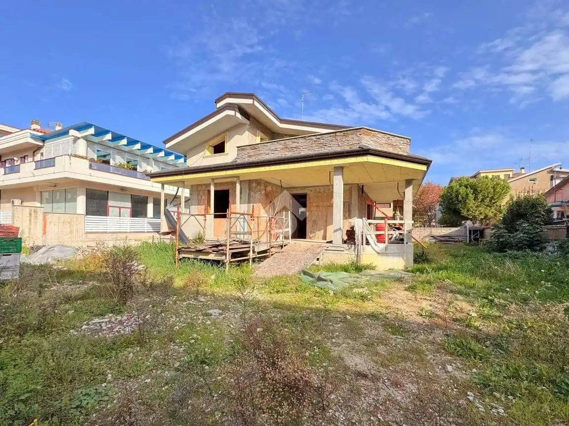 Villa unifamiliare via Meucci 3, Centro, Giulianova - foto 2