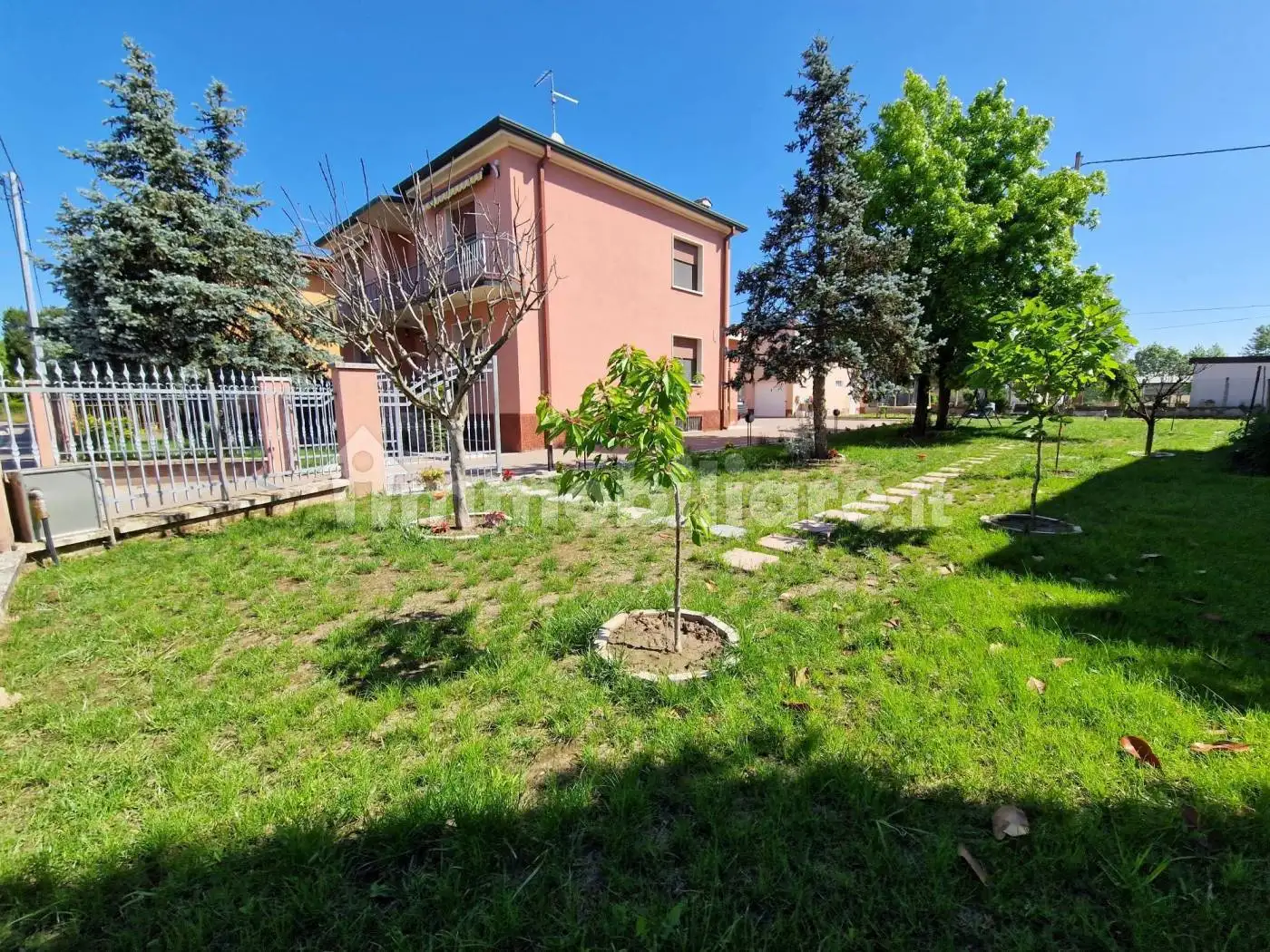 Villa unifamiliare via Capitello 87, Piazza, Concamarise - foto 3