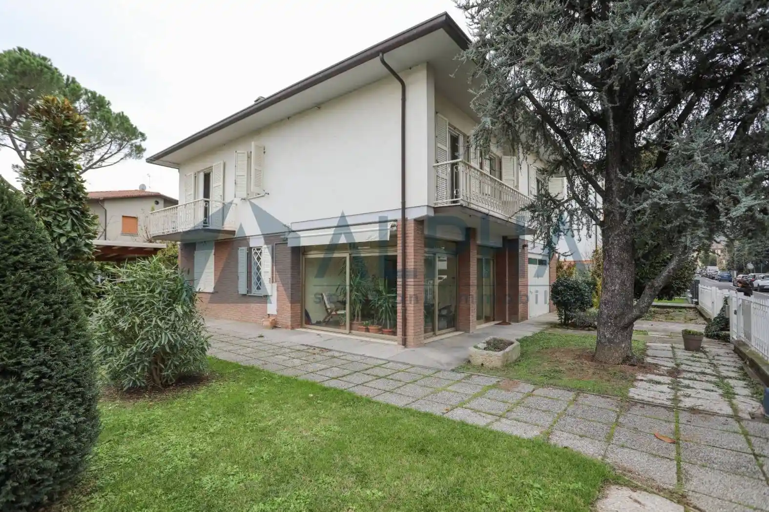 Villa in vendita a Meldola