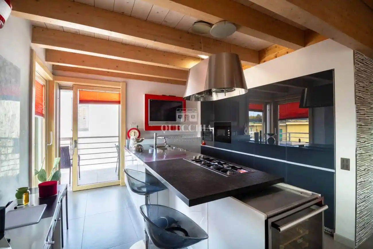 Appartamento in vendita a Desenzano del Garda