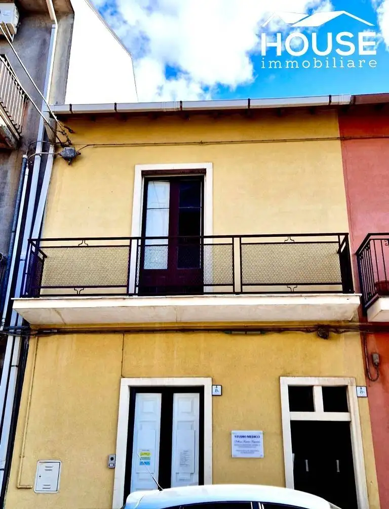 Appartamento in affitto a Ragalna