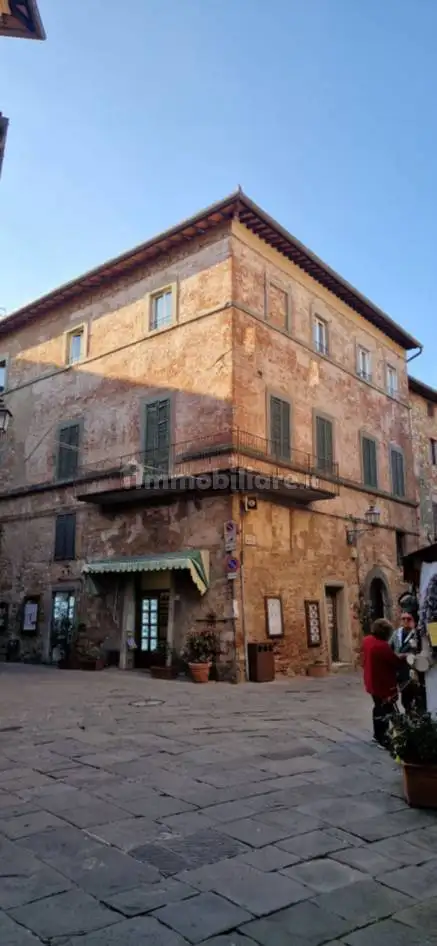 Appartamento in vendita a Lucignano