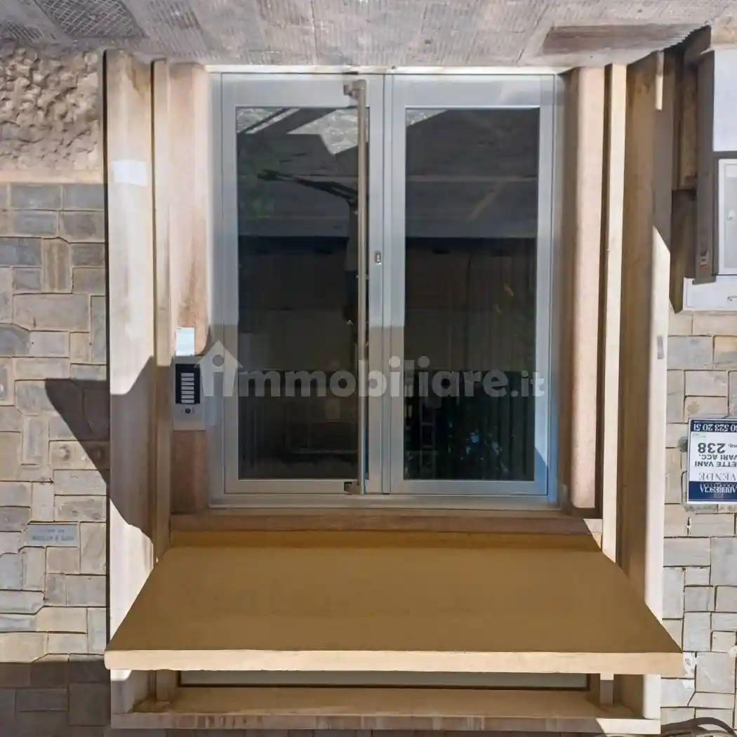 Appartamento via Fratelli Rosselli 8, Umbertina - Madonnella, Bari - foto 3