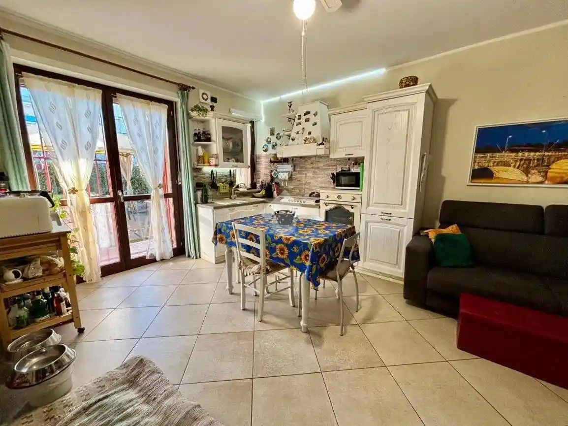 Trilocale via XX Settembre 6, Centro, Borgaro Torinese - foto 4