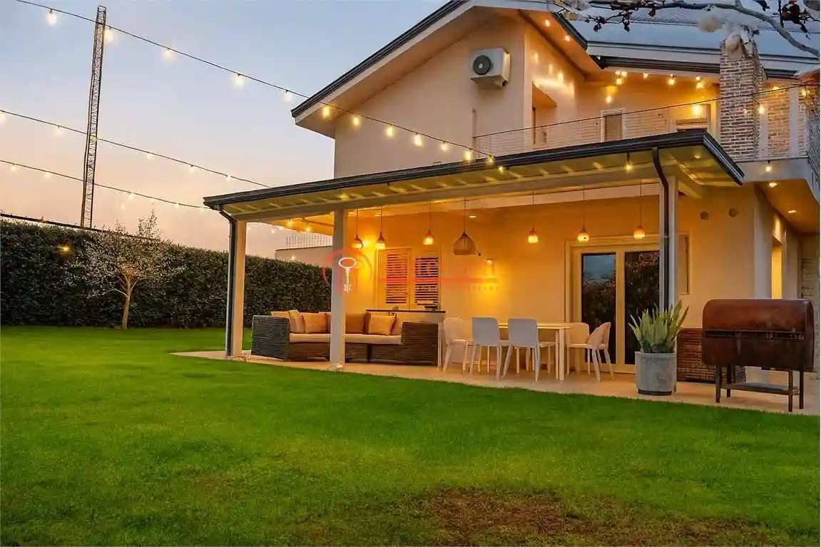 Villa in vendita a Trani