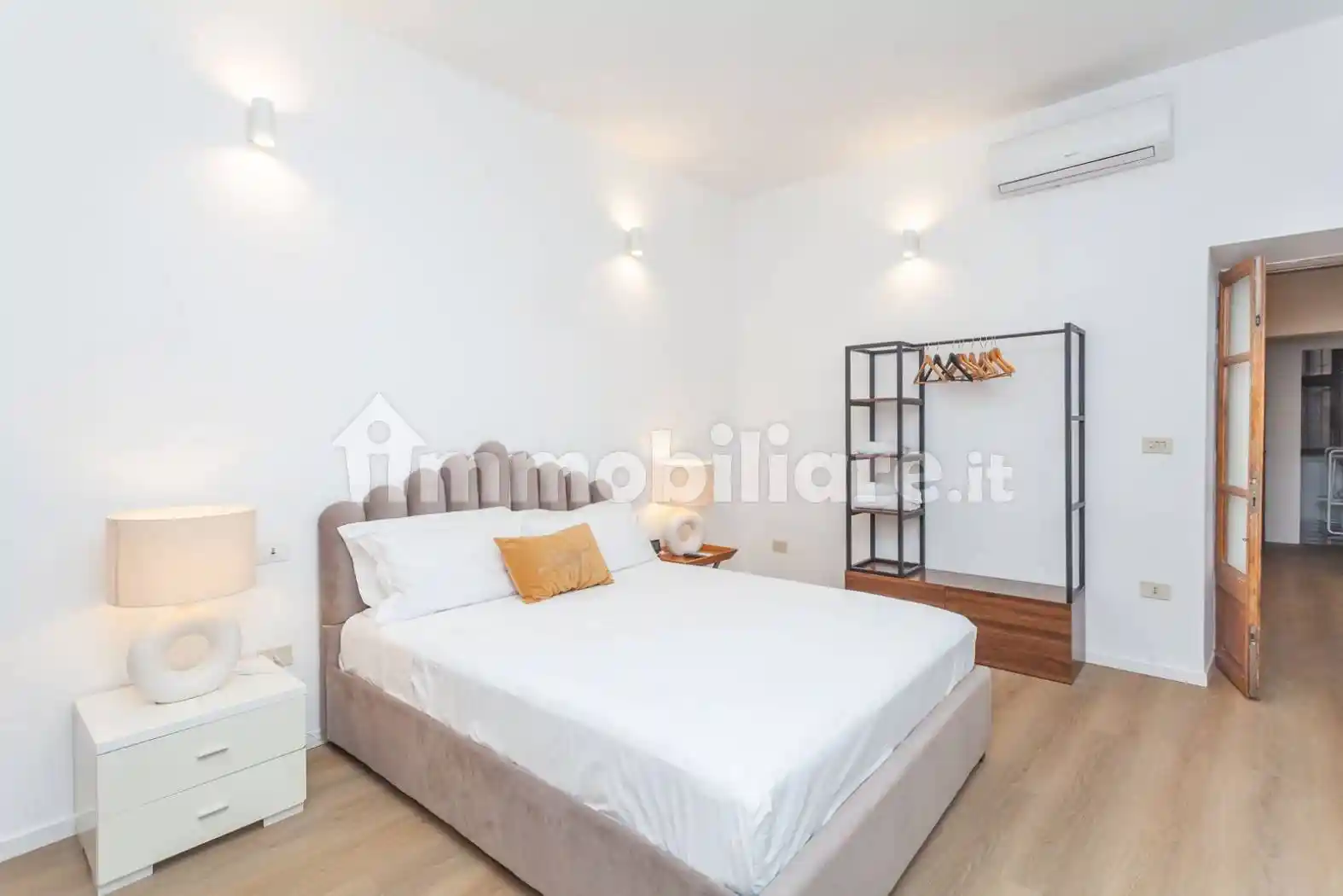 Trilocale via di Sant'Elena 8, Largo Argentina, Roma - foto 5