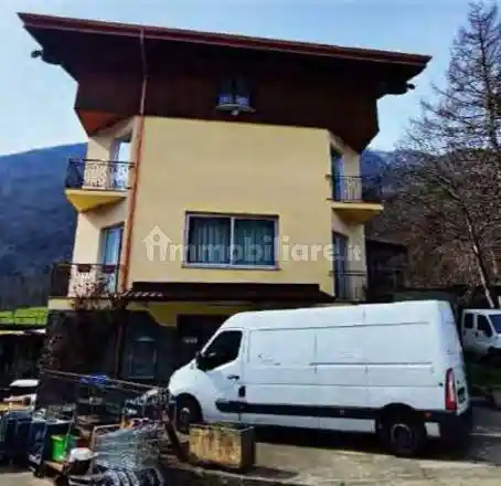 Palazzo - stabile all'asta via Forno Allione   23, Malonno - foto 4