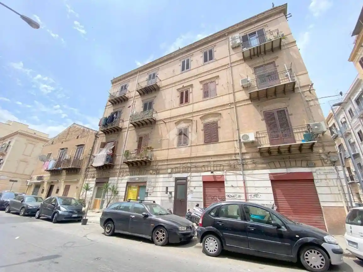 Bilocale via Antonio Veneziano 5, Zisa, Palermo - foto 2