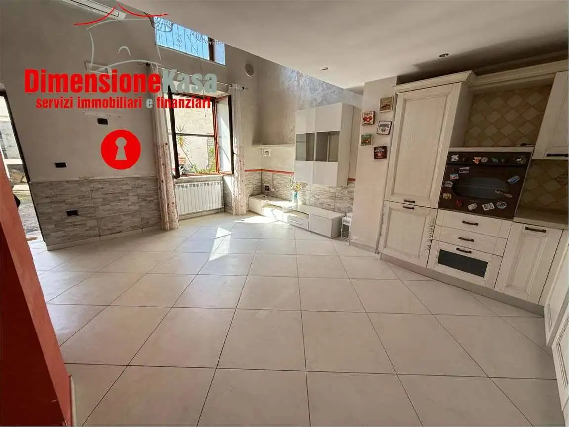 Quadrilocale via mons. cece, 1, Cimitile - foto 3