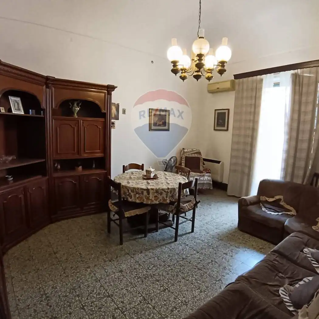 Terratetto unifamiliare via sant'antonino 74, Adrano - foto 3