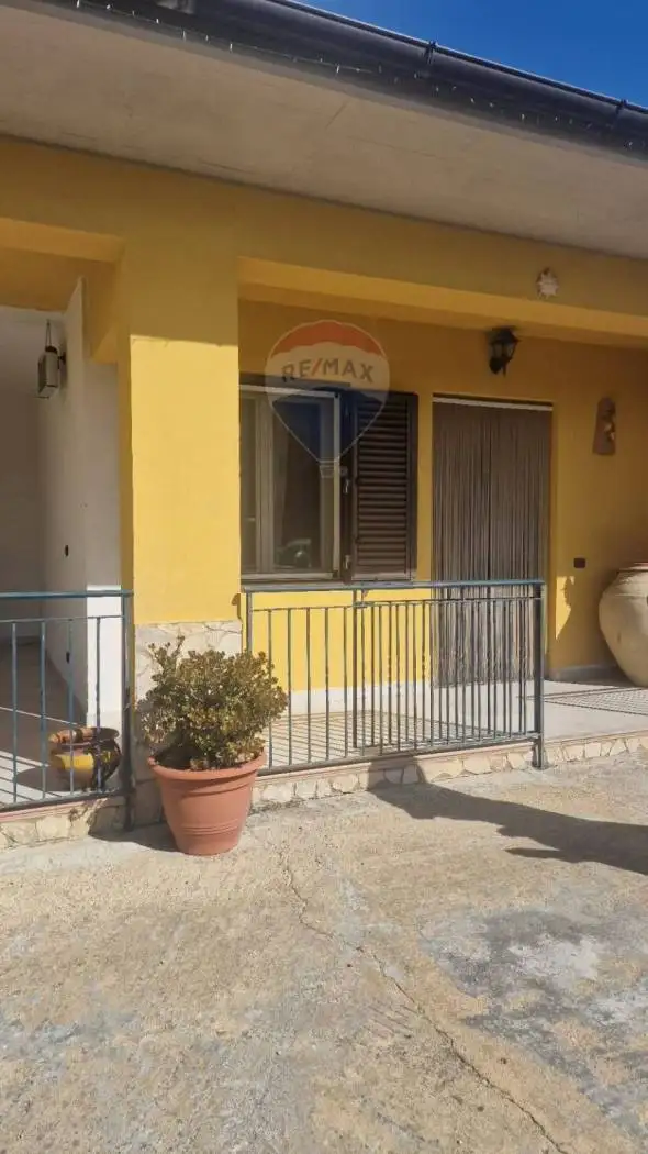 Villa in vendita a San Michele di Ganzaria