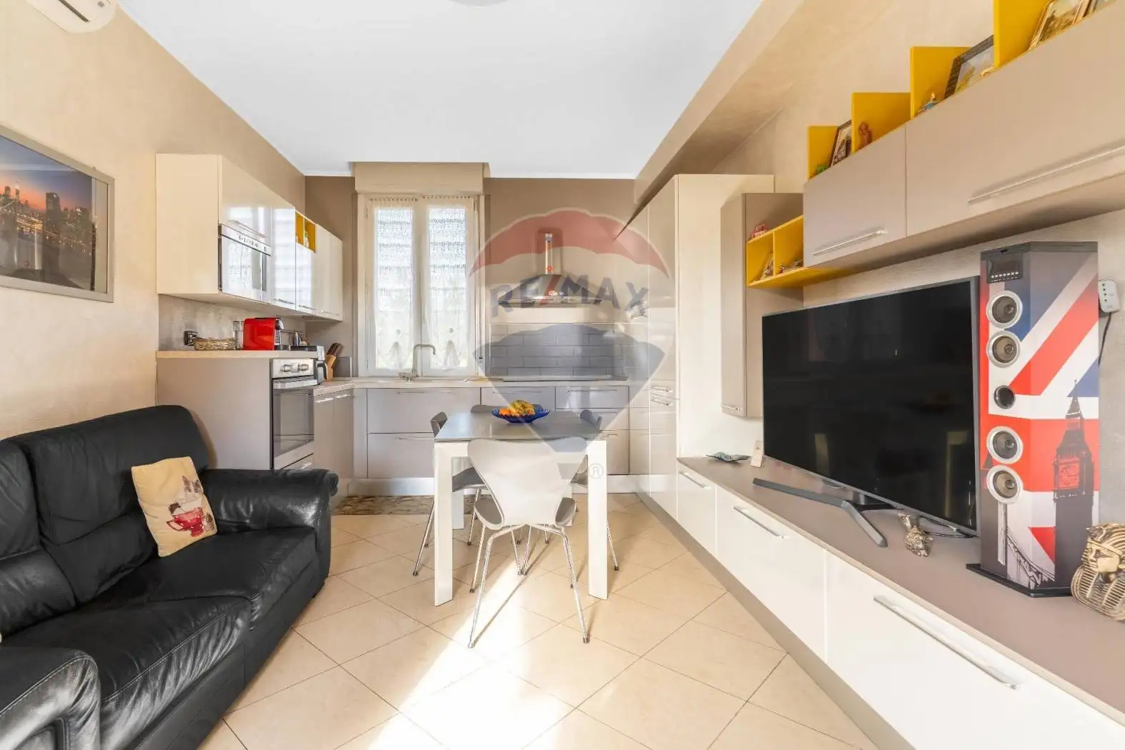 Appartamento in vendita a Rho