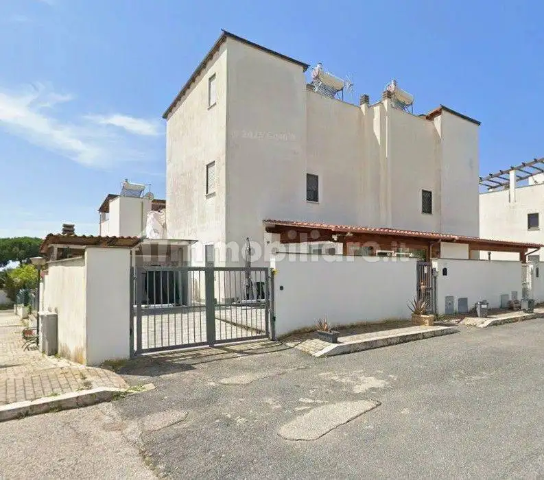 Villa in vendita a Tolfa