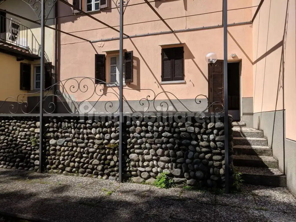 Appartamento in vendita a Castelletto Sopra Ticino