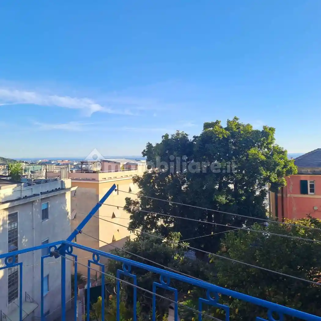 Appartamento in vendita a Genova