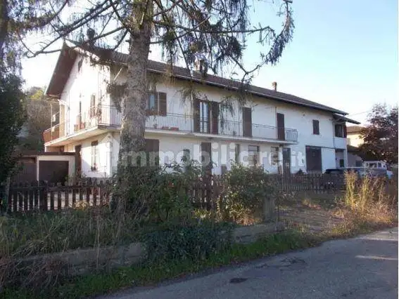 Casa indipendente in asta a Melazzo