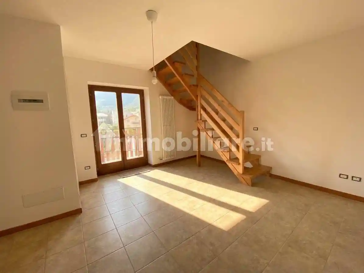Appartamento in vendita a Verrès