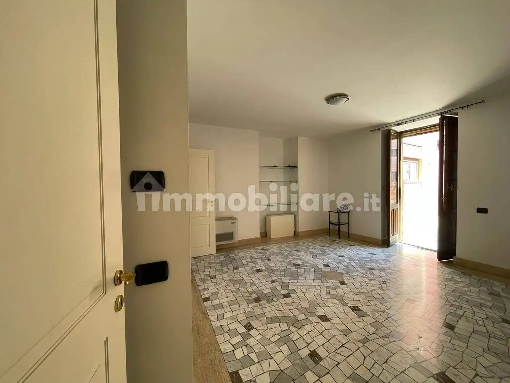 Appartamento in affitto a Catania