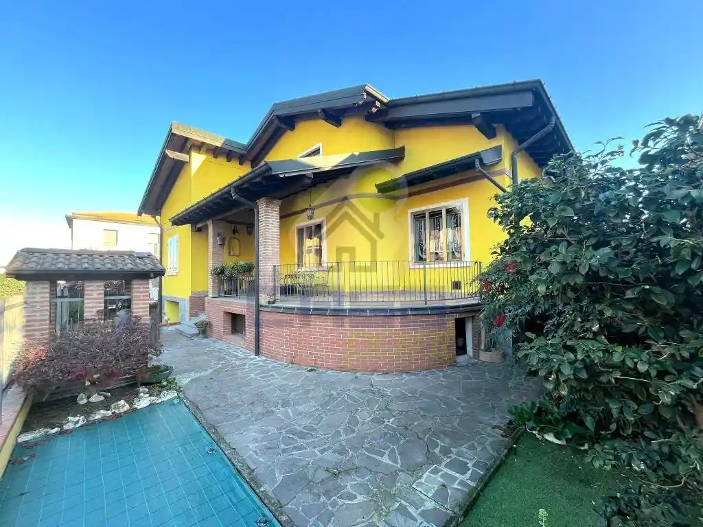 Villa in vendita a Codogno