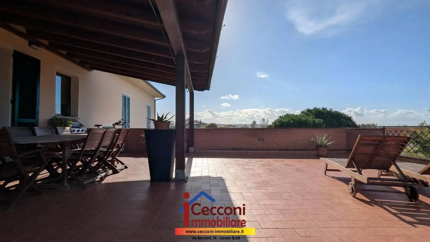 Terratetto unifamiliare 300 m², ottimo stato, Cerreto Guidi - foto 5