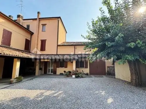 Villa in vendita a Ferrara