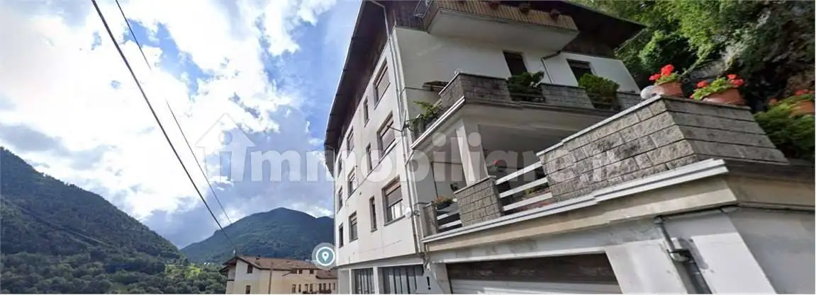 Appartamento in asta a Premana