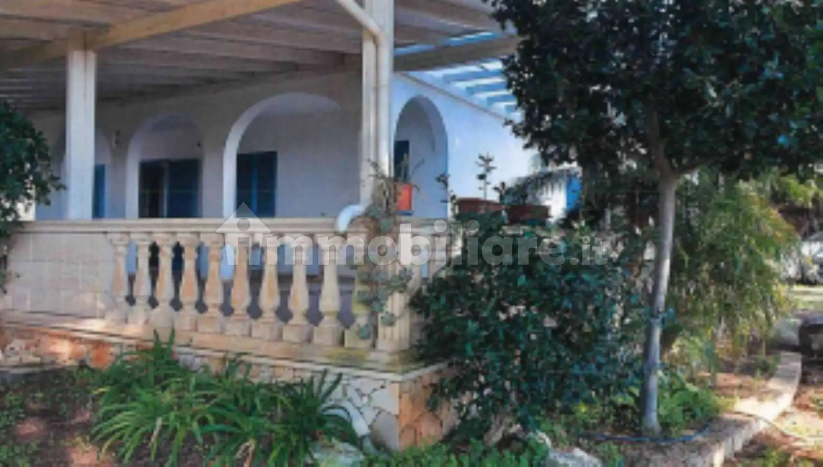 Villa in asta a Salve