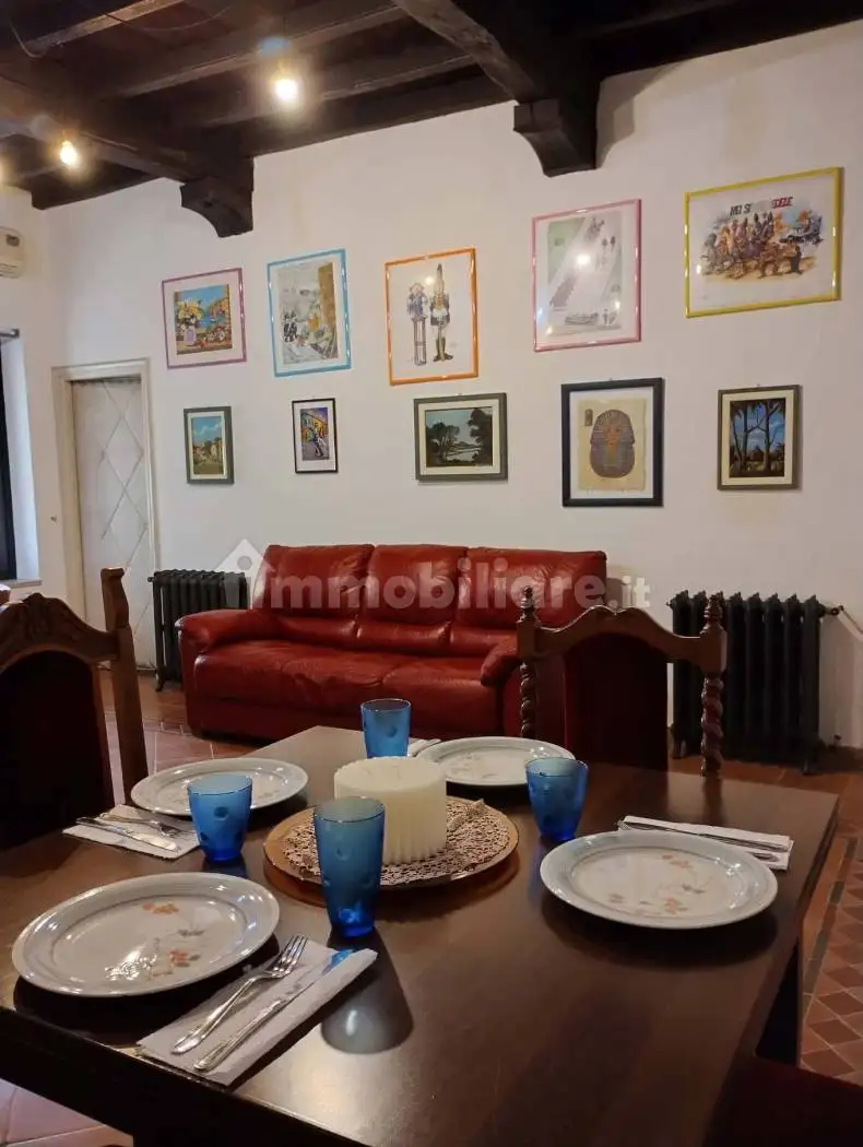 Bilocale piazza Mazzini, Centro Storico, Chieri - foto 2