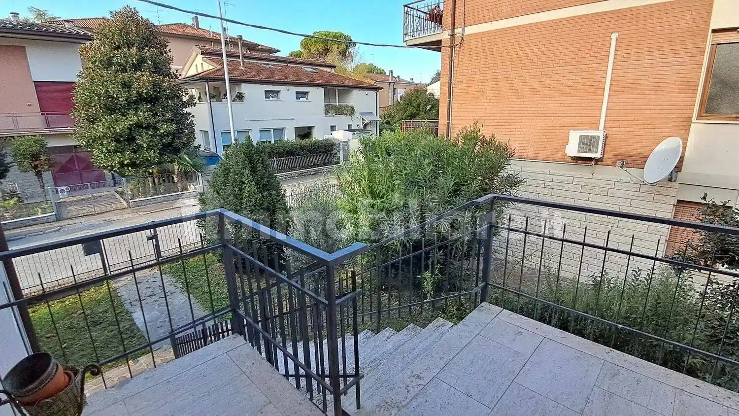 Terratetto unifamiliare 244 m², da ristrutturare, Parco Urbano - Piscina, Forlì - foto 2