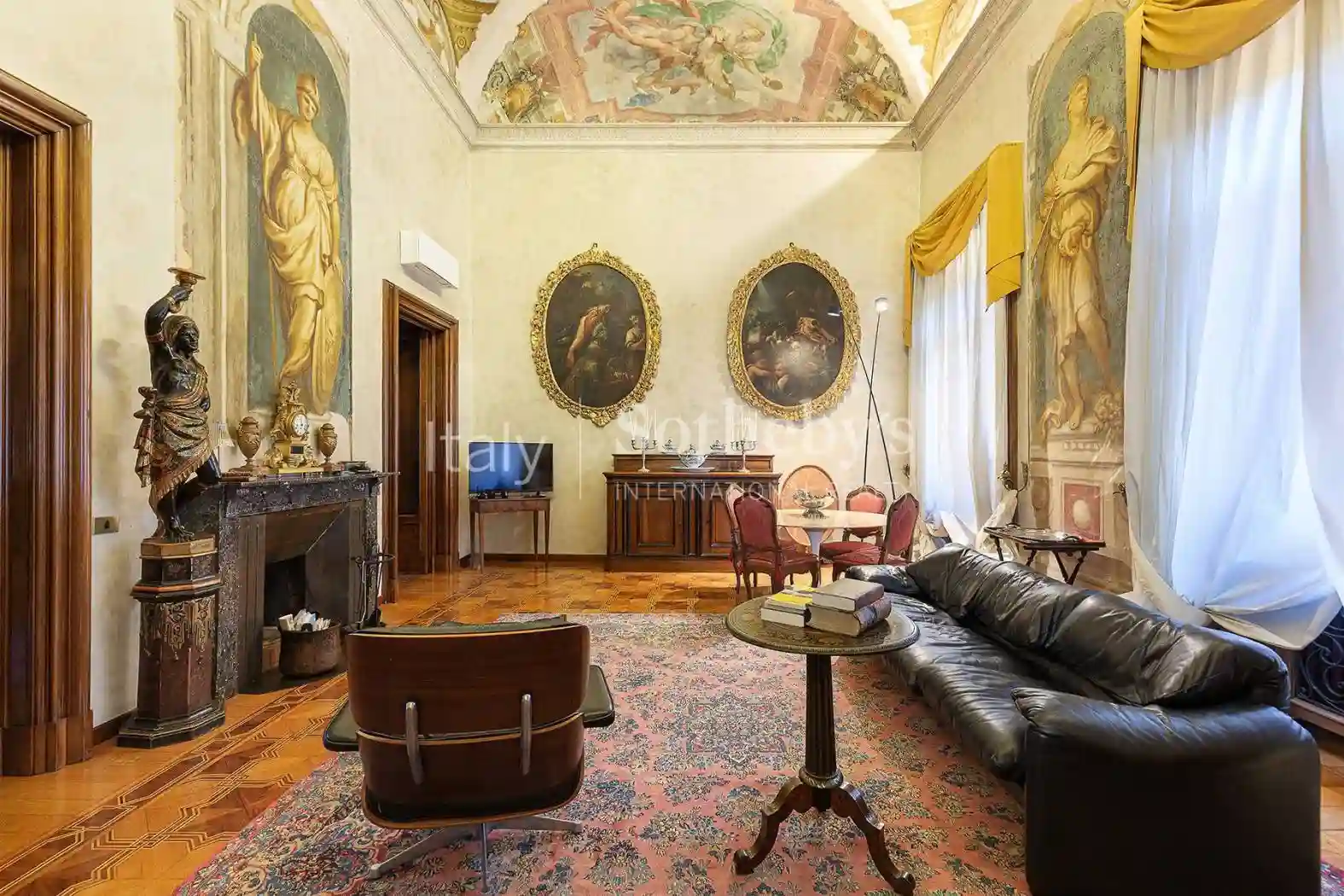 Palazzo - Edificio in vendita a Piacenza