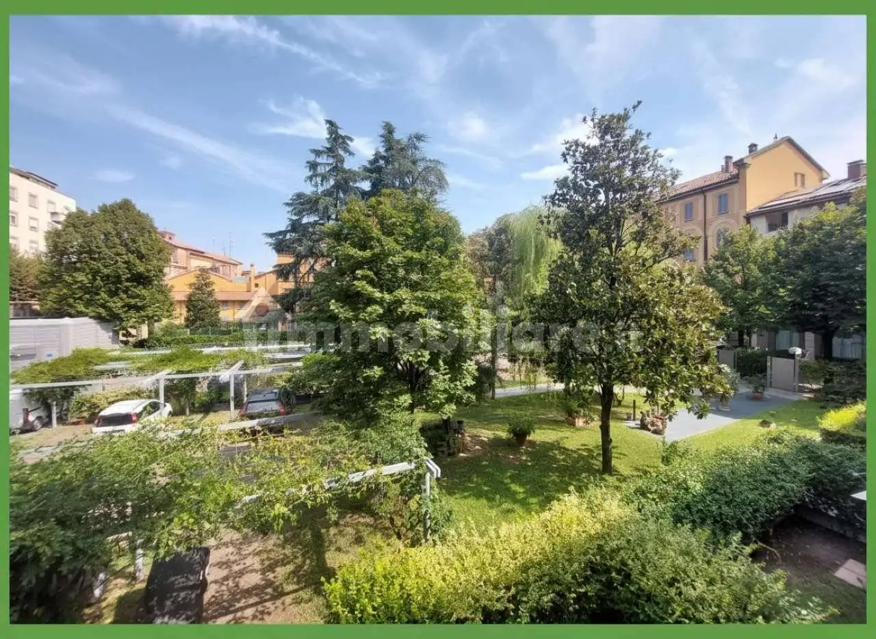 Appartamento in affitto a Bologna