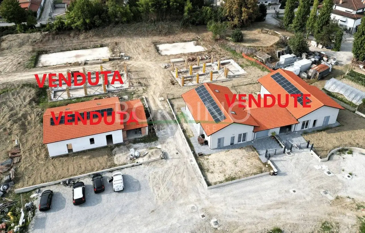 Villa in vendita a Magliano Alfieri